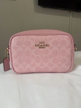 Coach Powder Pink Signature Crossbody Jamie Camera Bag with Gold Logo